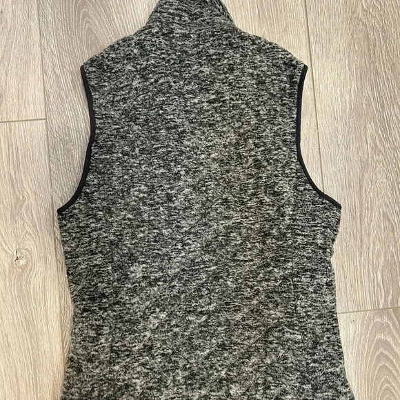 💐  Abercrombie & Fitch vest - Picture 5 of 5